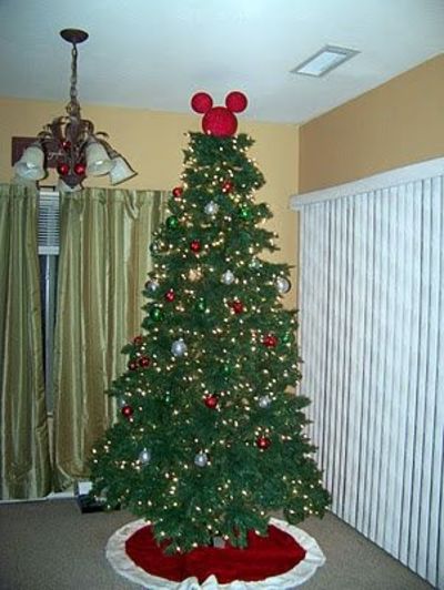 mickey-mouse-tree-topper