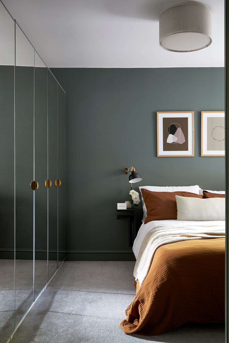 Get traditional look in your bedroom with
  mirror wardrobe