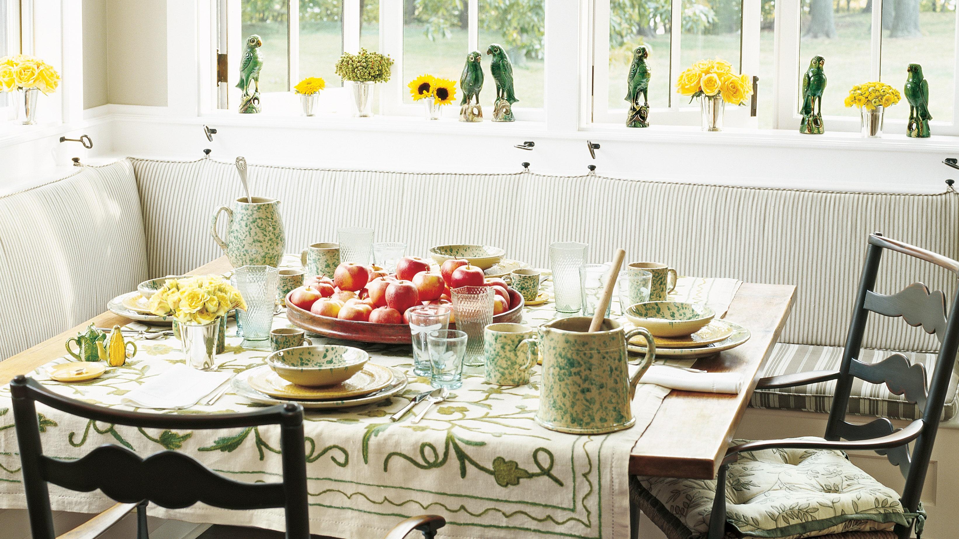 Create a breakfast nook for cozy mornings in your eat-in kitchen