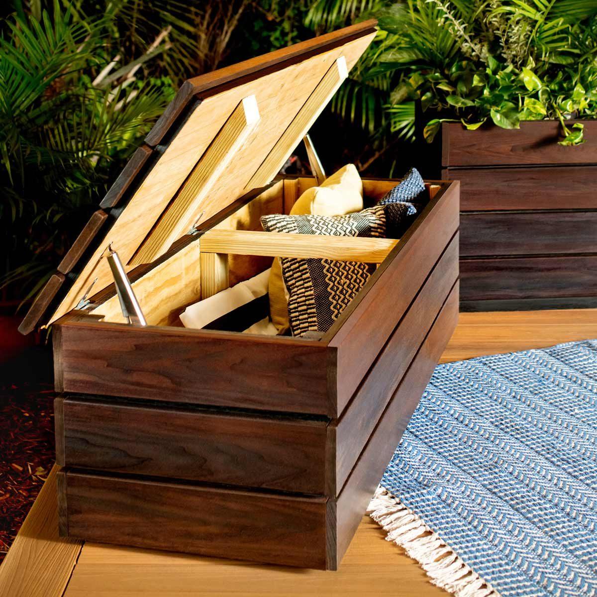 Incorporate‍ waterproof storage to keep your screened porch ⁤clutter-free‌ and ​organized