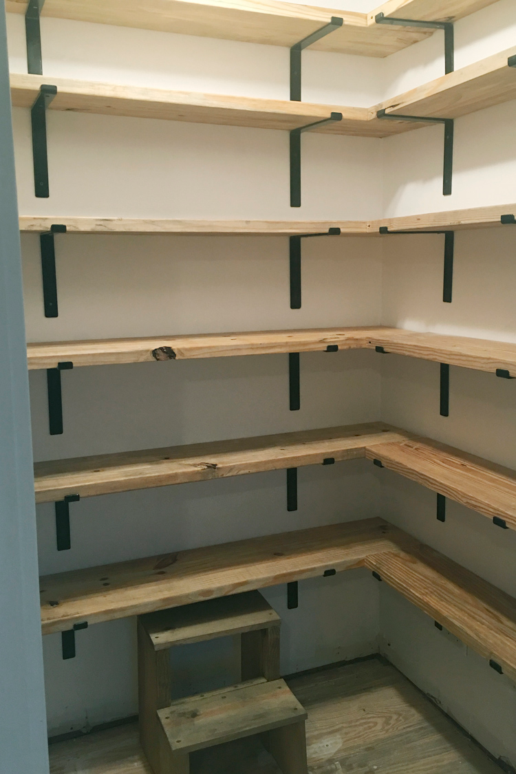 Find some storage pantry shelving for
your kitchen