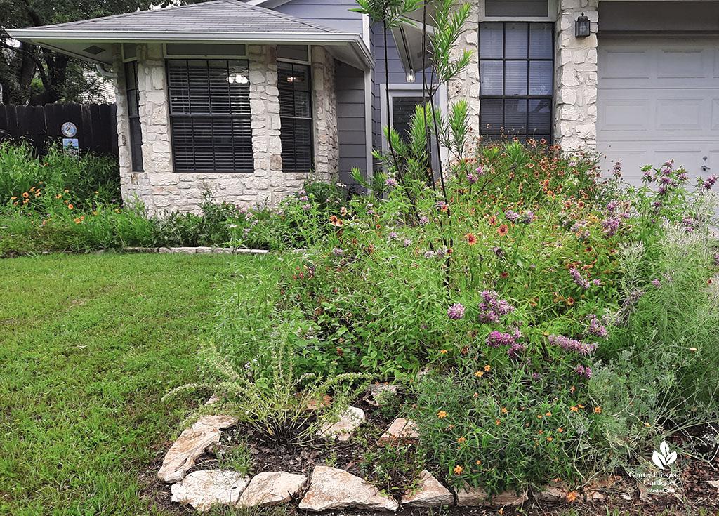 Incorporate‌ native plants to enhance local ​wildlife in⁤ your front yard landscaping