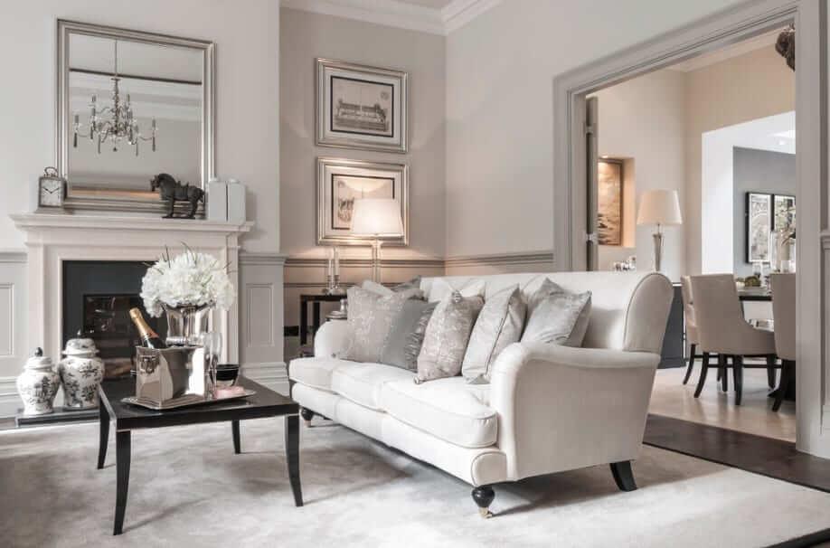 Opt for ​a neutral palette for a‍ calming living room ambiance