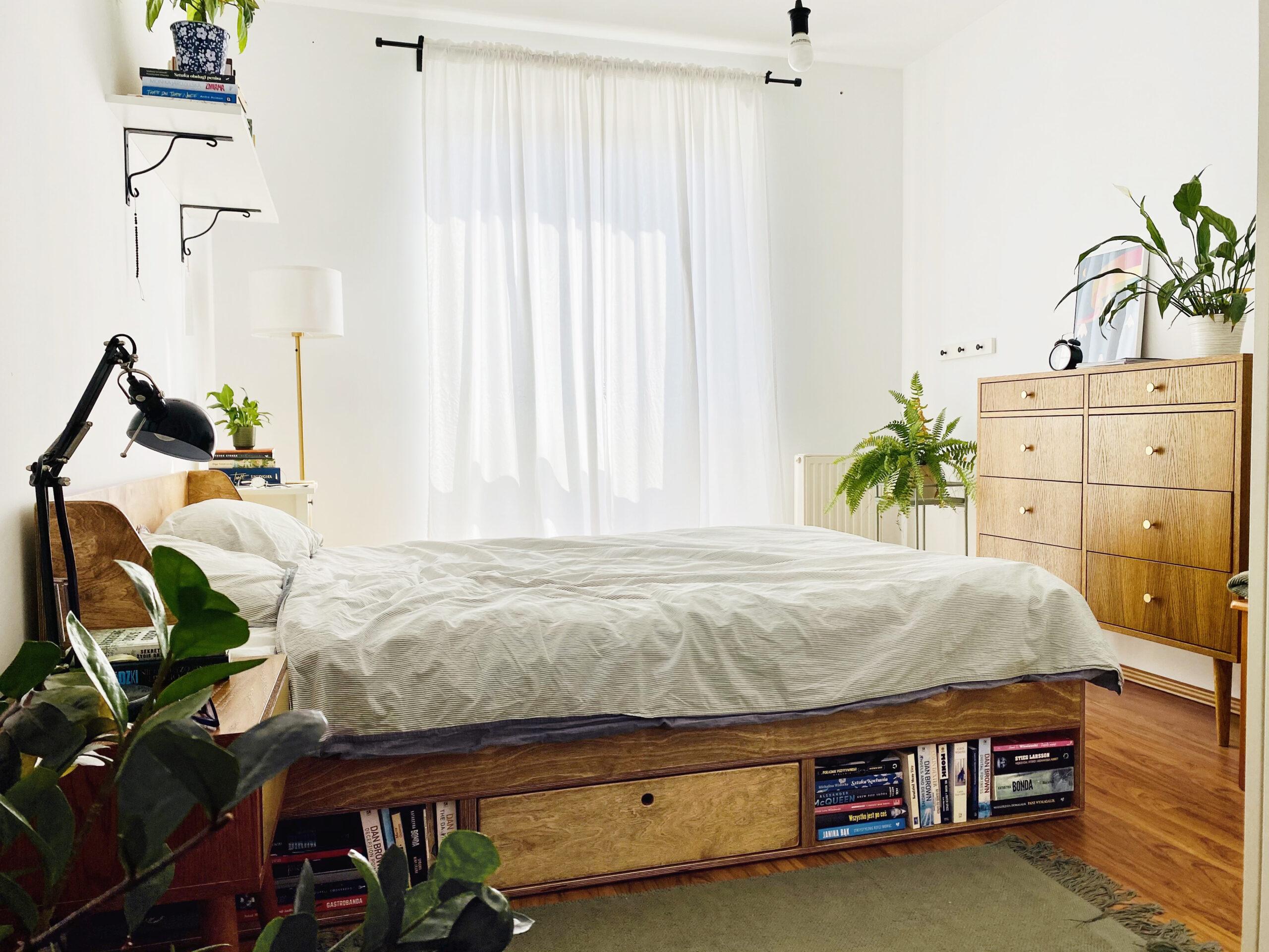 Multi-Functional ⁣Furniture: Perfect for small ⁣spaces, a⁤ smart bedroom‌ trend