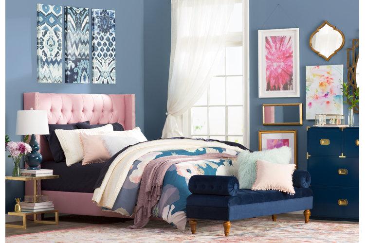 Opt for ‍a vibrant color palette to‍ energize the teen bedroom space