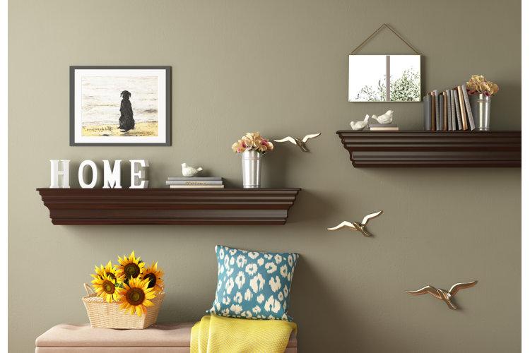 Incorporate floating⁤ shelves to display decor⁤ without sacrificing floor space in your living room