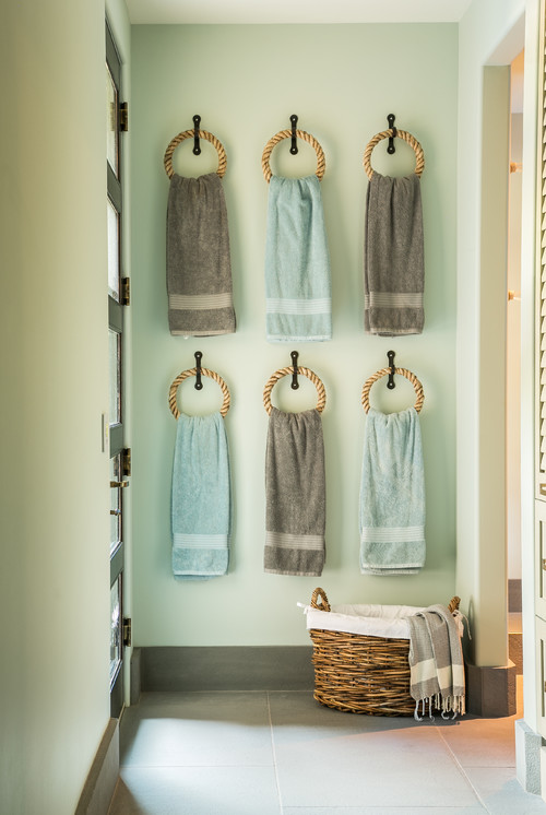 Towel Rack Ideas - Sensible Stylish Storage! • Queen Bee of Honey D