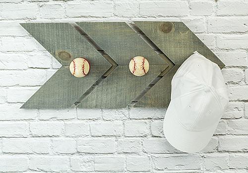 Vintage Baseball Hanging Rack - Project by DecoA