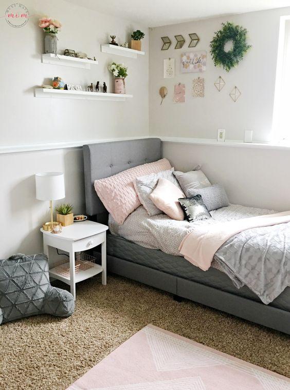 Create a cozy retreat with layered textiles ‌in your teen bedroom