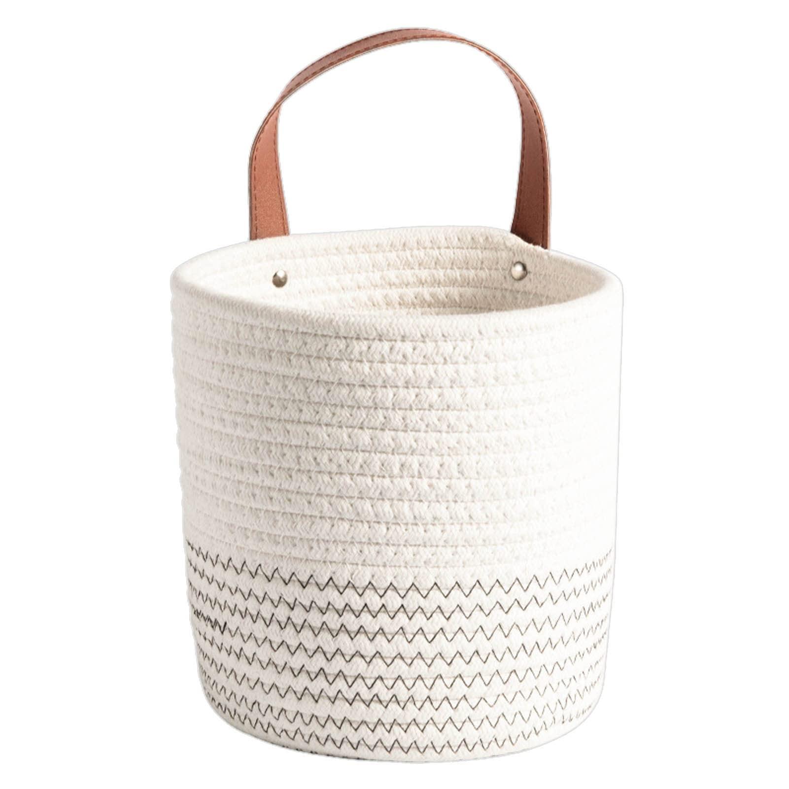 Woven baskets for organized storage while​ maintaining rustic ​charm in farmhouse bathrooms